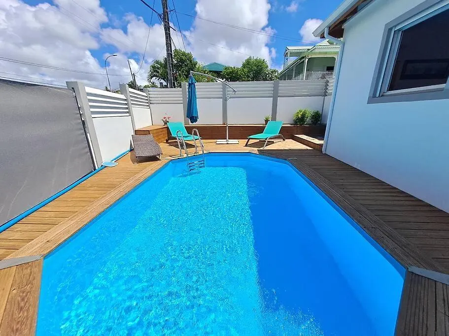 Holiday home Kaz Ar Mor - Vue Mer Et Piscine Le Gosier
